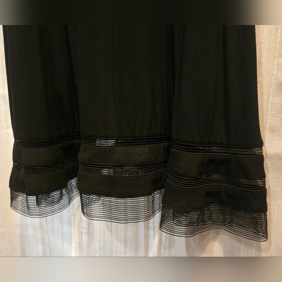 Adrianna Papell Black Dress, size 8, EUC! - Picture 5 of 8